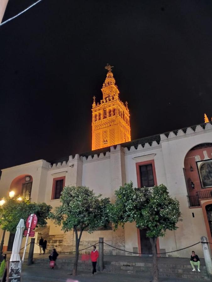 شقة Living Triana House إشبيلية المظهر الخارجي الصورة